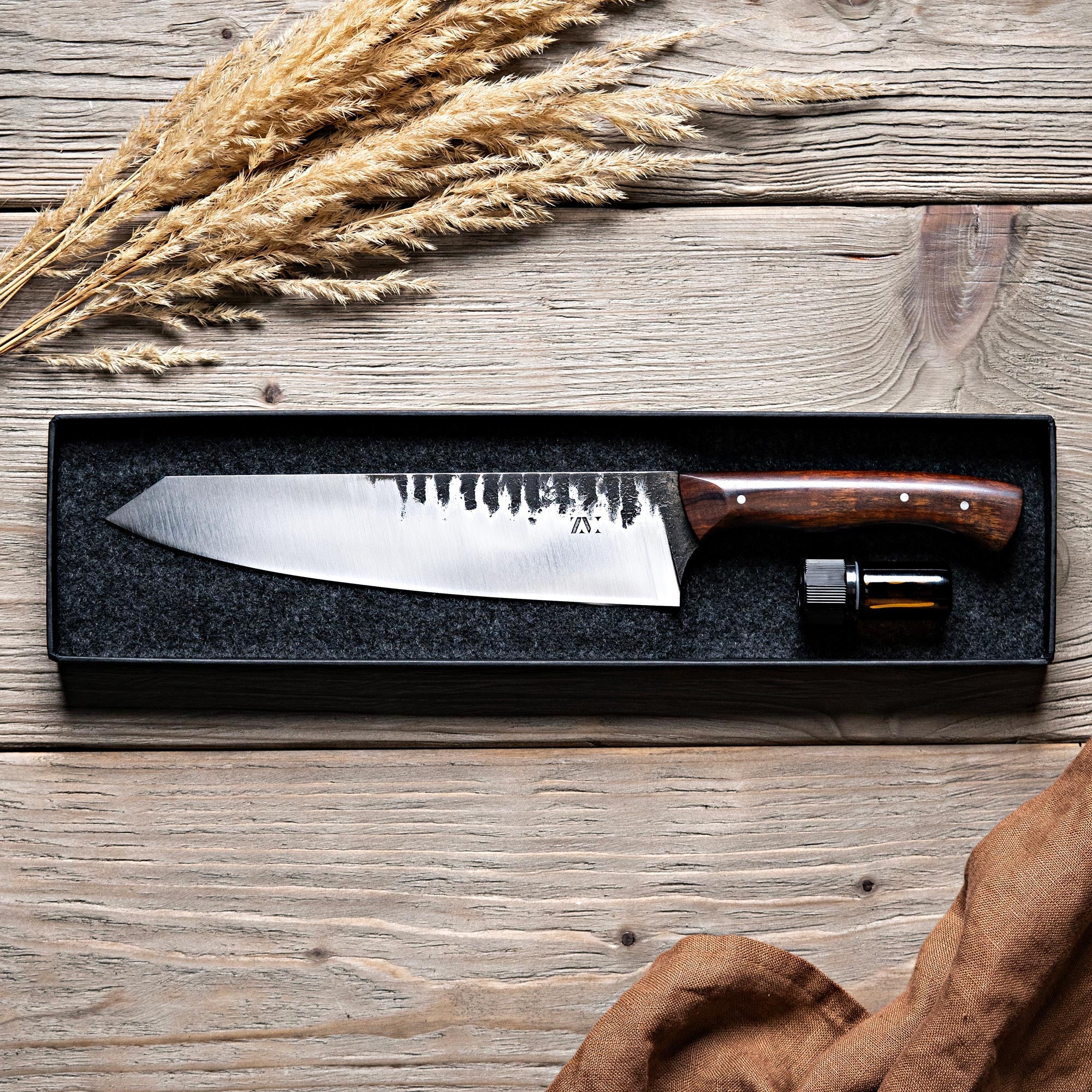 Couteau de cuisine en acier carbone