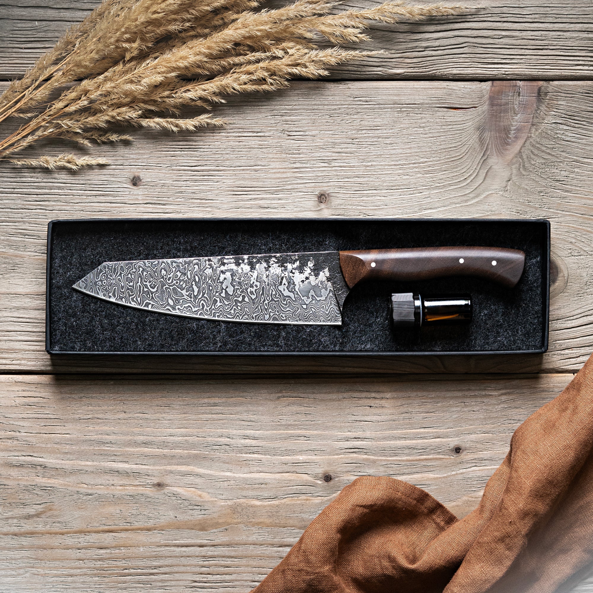 Couteaux de cuisine en damas